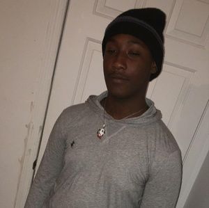 Meet your Posher, Malik